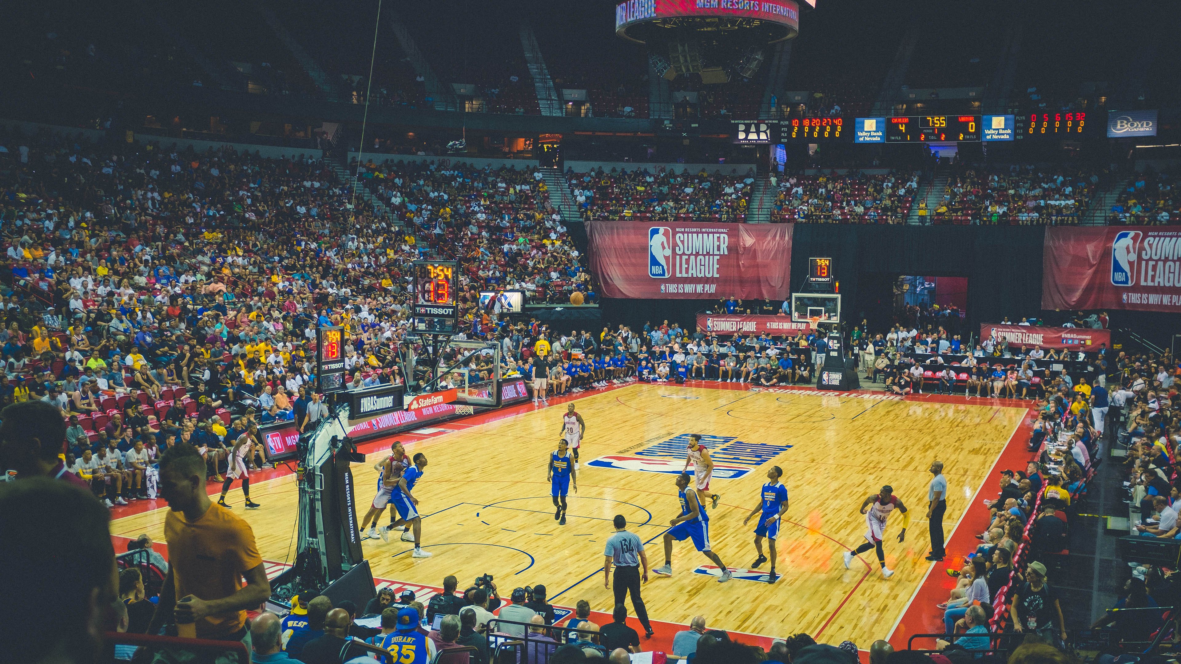 科技突破：虚拟现实、AR互动带来新观赛盛宴，ar虚拟技术作文